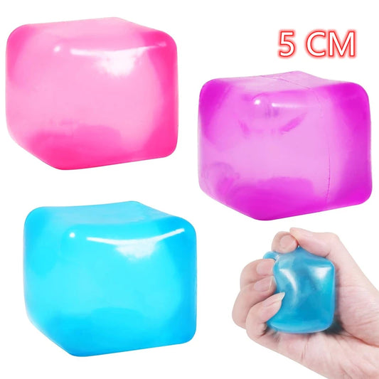 Roliga Squishy Stresskuber